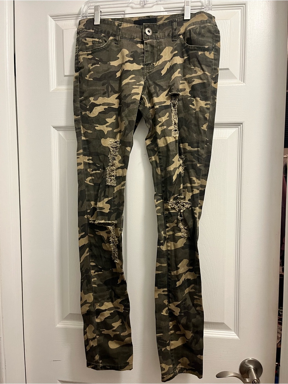Bongo Camo Distressed Jeans 👖